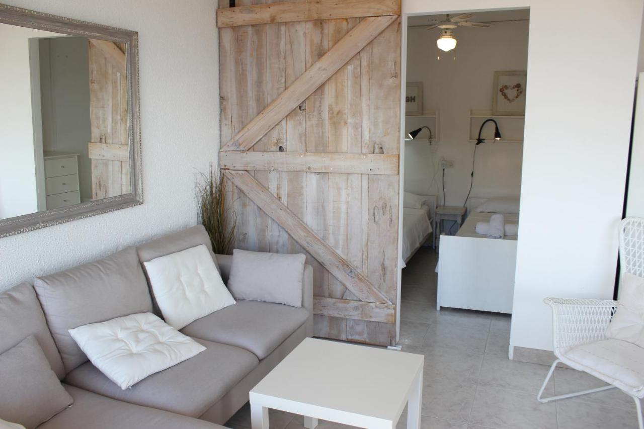 רוזס Beautiful Apartment In Front Of Beach, Pool, View מראה חיצוני תמונה